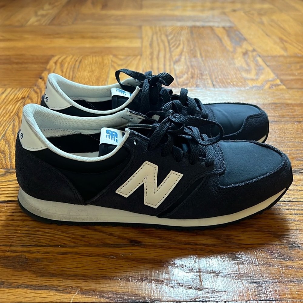 New Balance 420s Navy Blue size 5.5